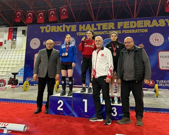 MERSİNLİ SPORCULARDAN BÜYÜK BAŞARI