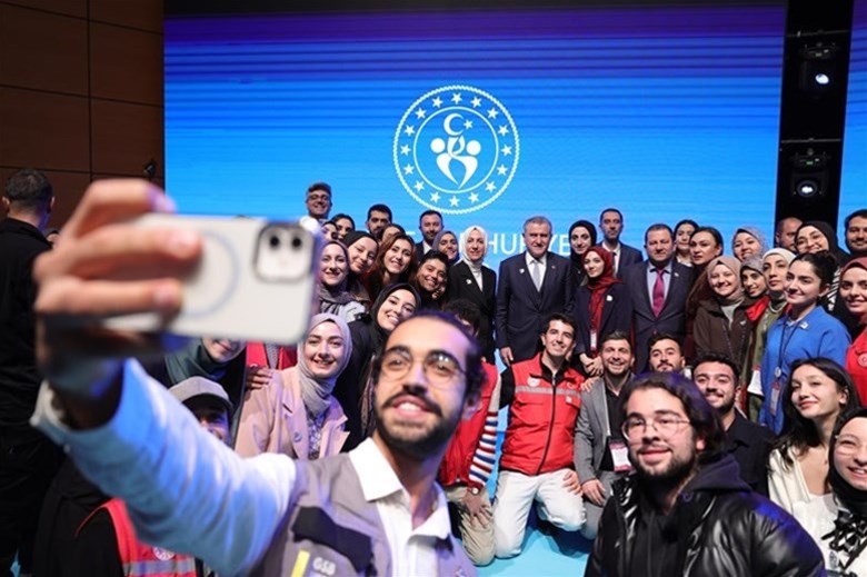 GENÇLER 14 ŞEHİRDE DÜZENLENECEK “TEMATİK KIŞ KAMPLARI”NDA BULUŞACAK