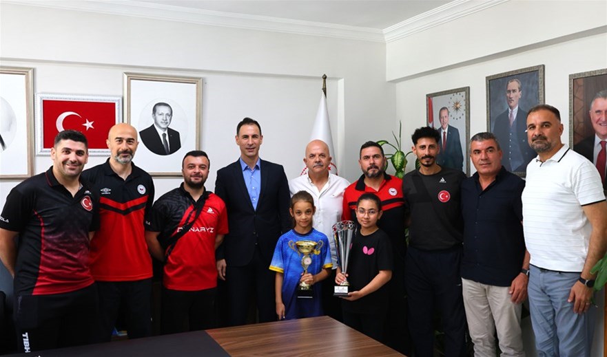 İL MÜDÜRÜMÜZ GÖKSUN ÖZ, MASA TENİSİNDE BAŞARI ELDE EDEN SPORCULARI TEBRİK ETTİ 