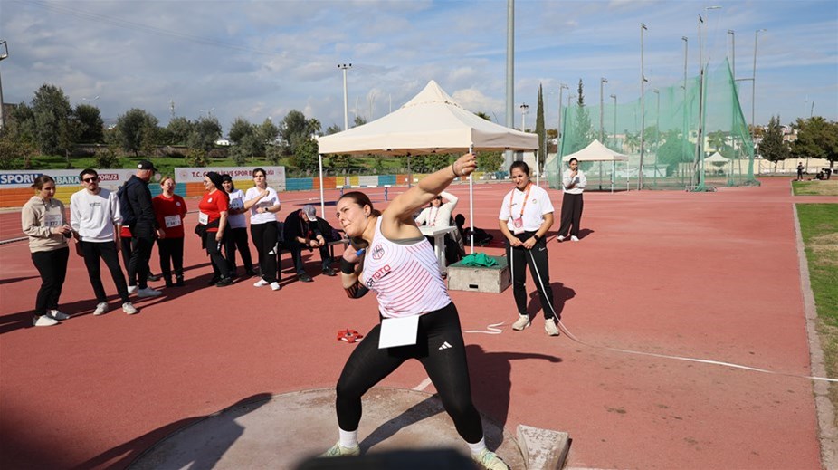 GÖRME ENGELLİLER PARA ATLETİZM TÜRKİYE ŞAMPİYONASI MERSİN'DE BAŞLADI