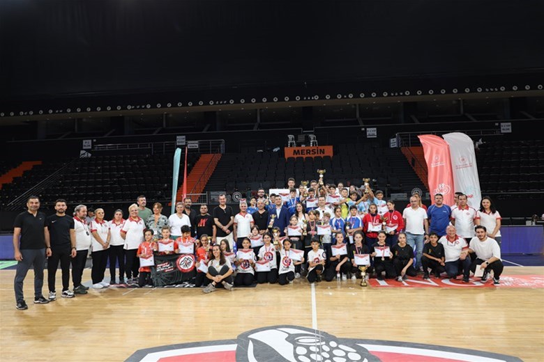 OKUL SPORLARI KÜÇÜKLER FLOOR CURLİNG TÜRKİYE BİRİNCİLİĞİ SONA ERDİ